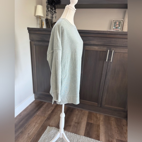 Women’s XXL Oversized Crewneck Lounge Life Green Swestshirt - Picture 3 of 7